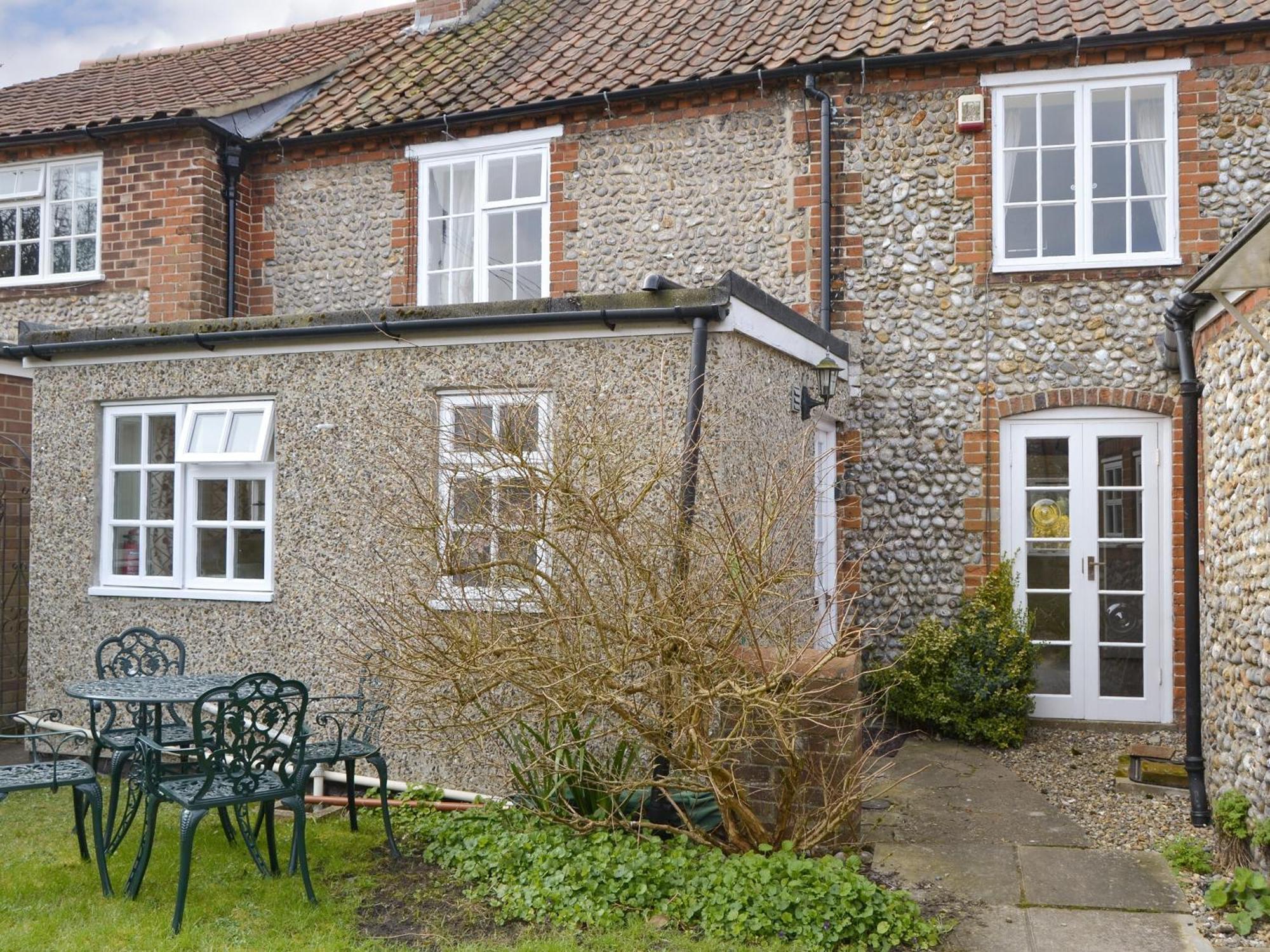 Hollyhock Cottage -Uk33553 Blakeney  Exterior foto